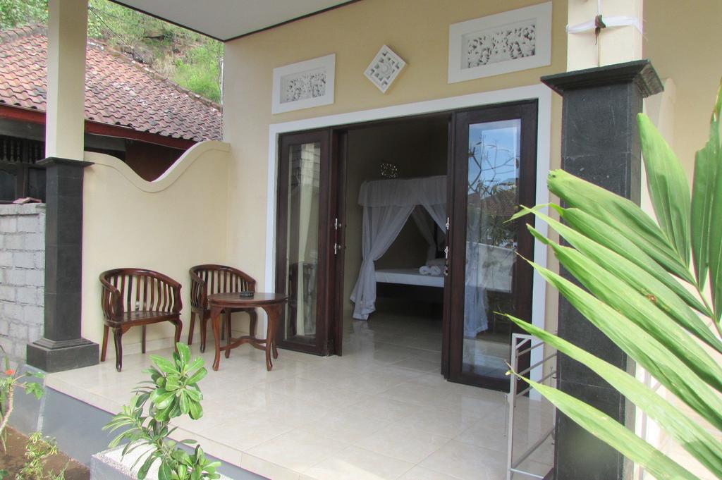 Warung Jemeluk & Home Stay Amed Pokoj fotografie