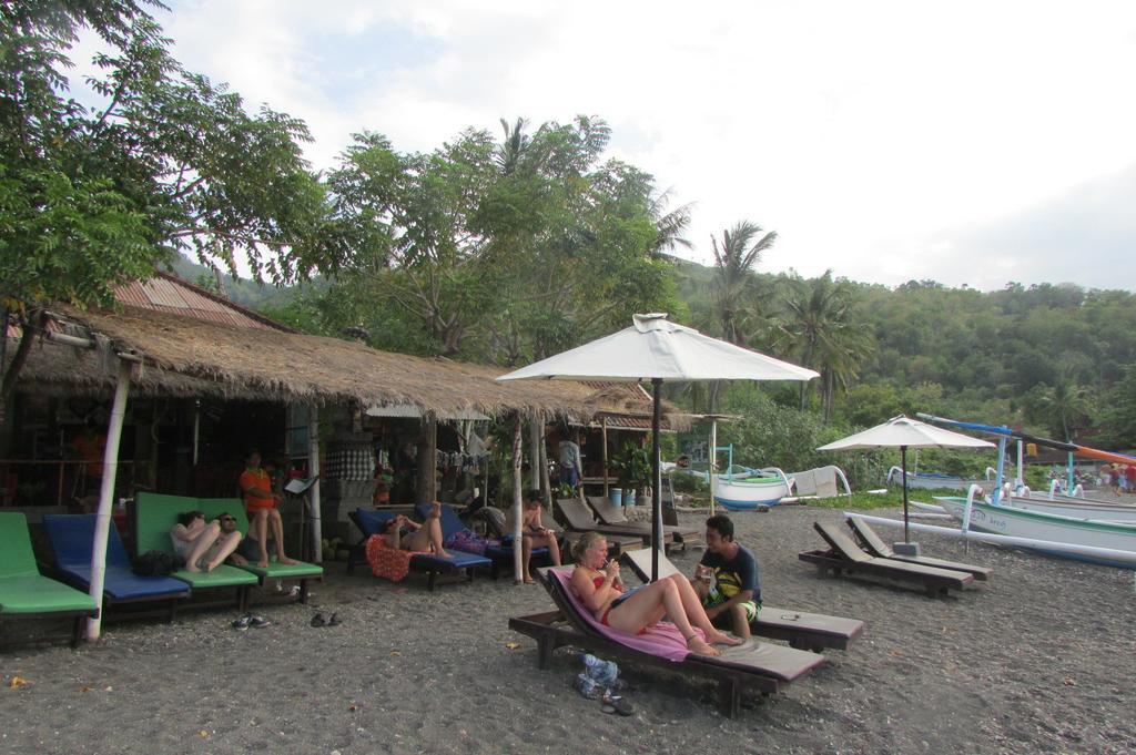 Warung Jemeluk & Home Stay Amed Pokoj fotografie