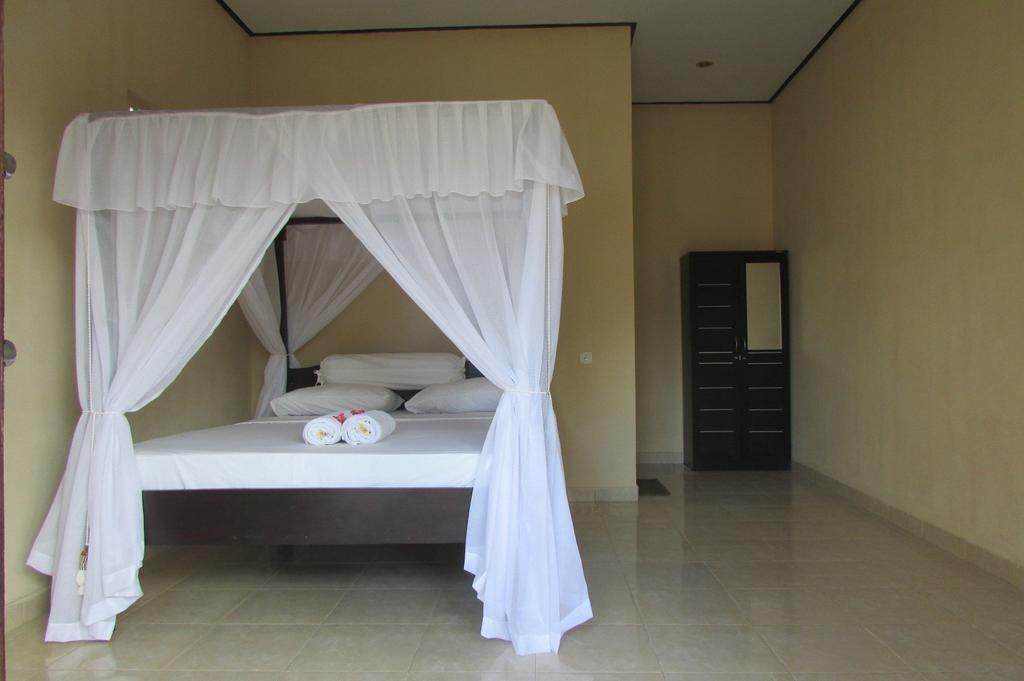 Warung Jemeluk & Home Stay Amed Pokoj fotografie